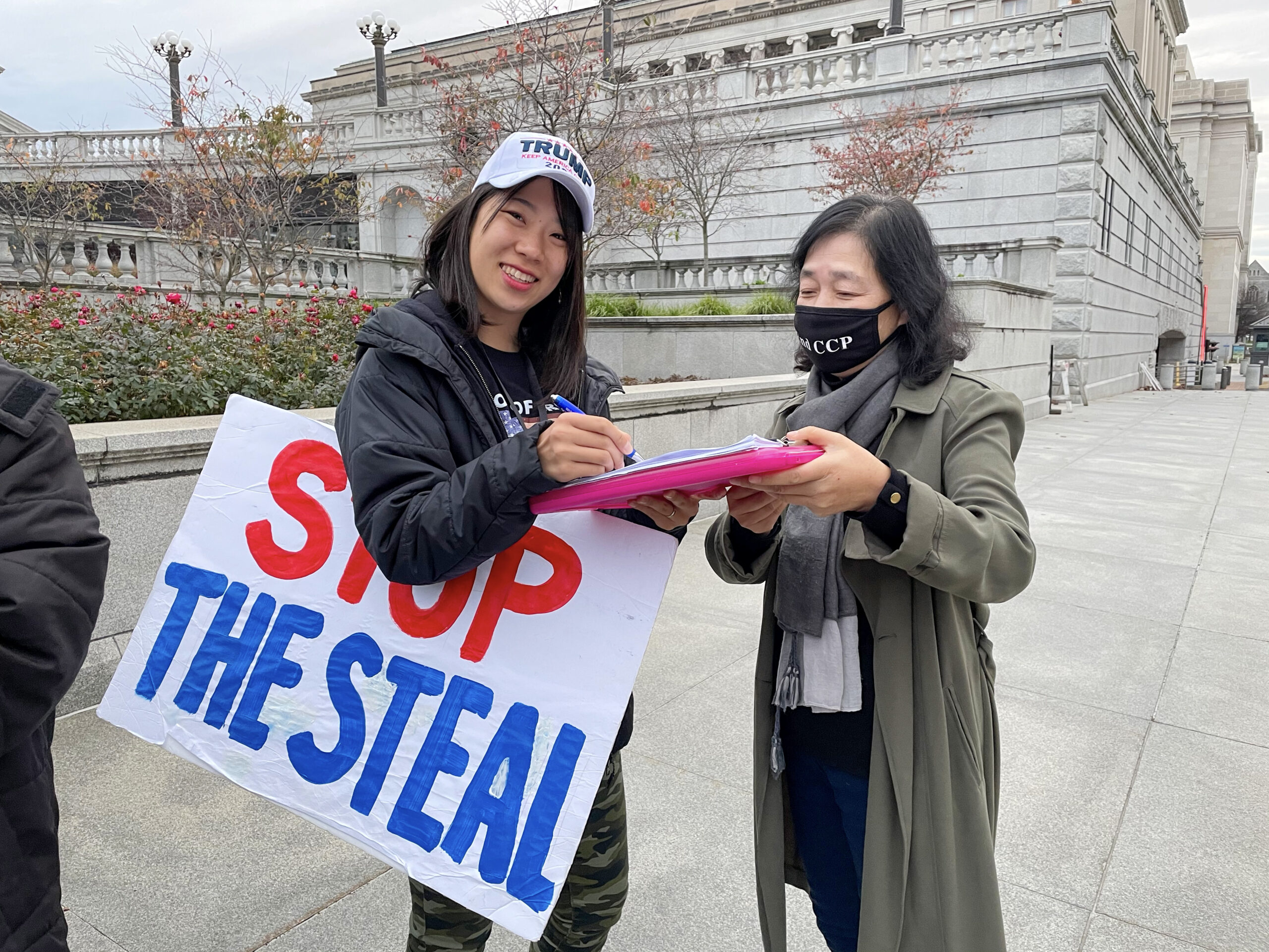 组图:真相车队宾州游行 民众支持“结束中共”(一) 9 344支持川普者支持endccp scaled